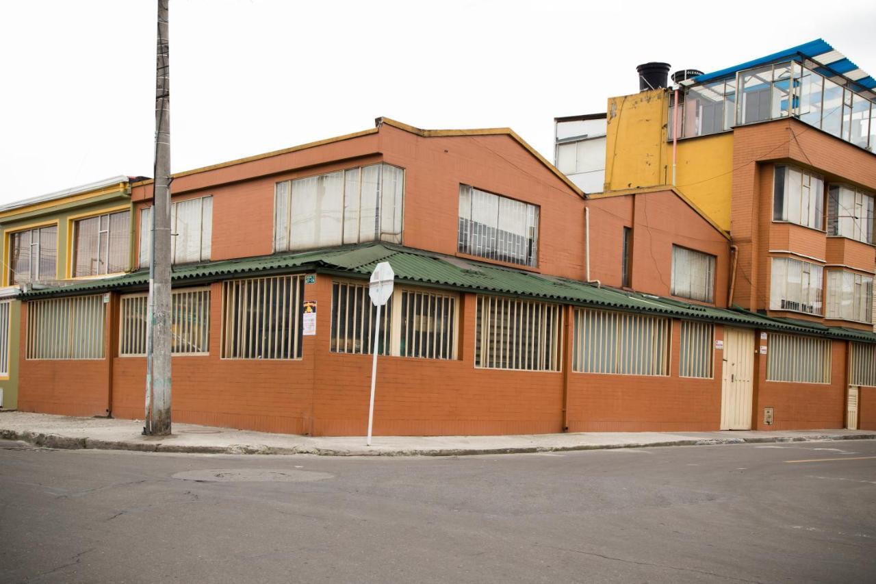 Deportel Bogotá Kültér fotó